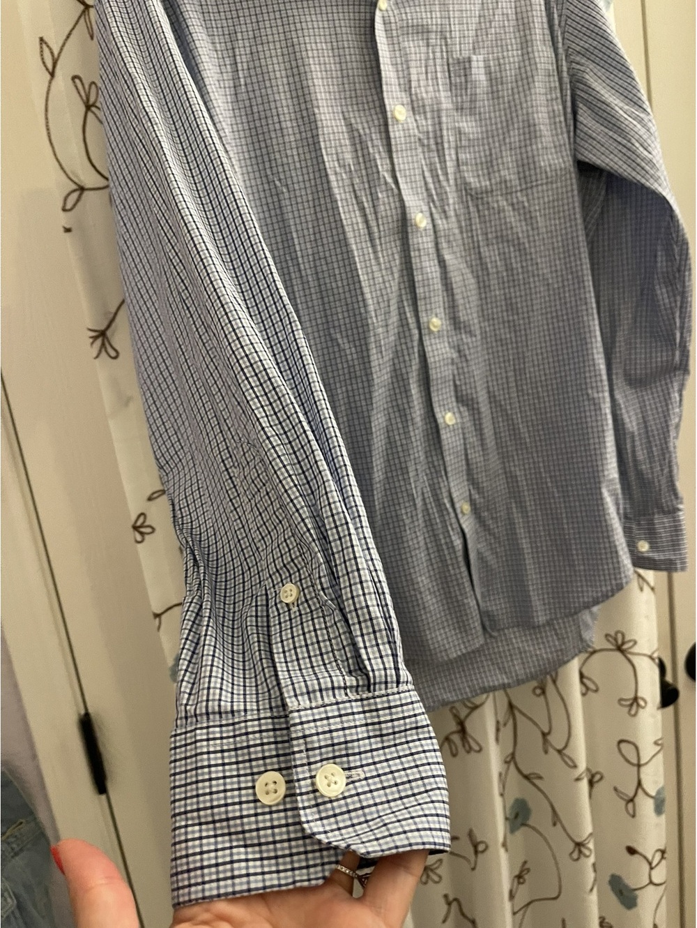 LIKE NEW | Van Heusen | M | Mens Blue Check Long Sleeve Shirt - Picture 6 of 10